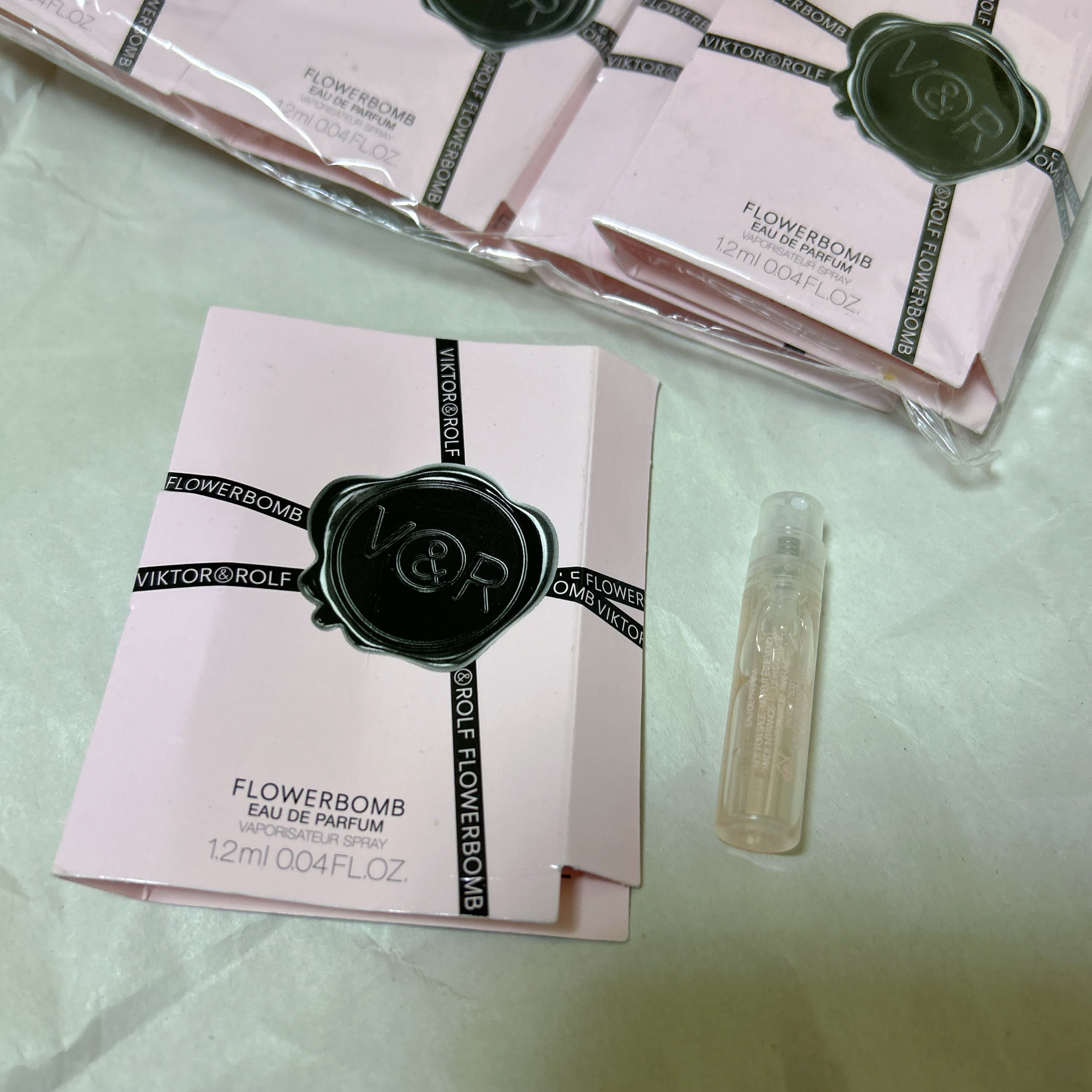 Viktot&Rolf维特罗夫鲜花炸弹经典 红宝石 午夜香水试管1.2ml小样