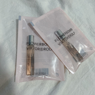 花香调 VIKTOR&ROLF鲜花炸弹edp浓香水小样试管3ml