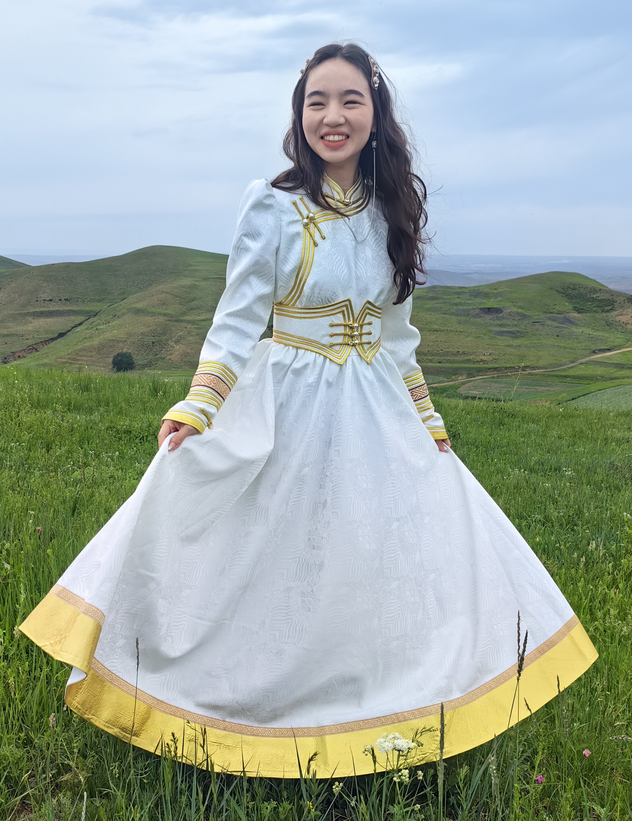 新款蒙古袍亲子装长款蒙古服饰婚礼礼服蒙族舞蹈全手工拍照用搭配