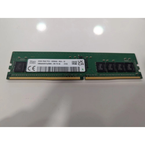 SK海力士32G 2RX8 PC4-3200AA DDR4服务器内存HMAA4GR7AJR8N-XN