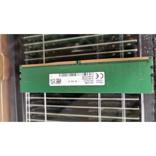 SK海力士 HMCG78AEBUA081N 16G 1RX8 4800B DDR5 UDIMM台式机内存