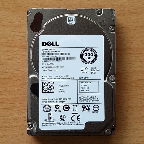 DELL Savvio 10K.6 300G SAS 2.5 硬盘ST300MM0006 9WE066-150