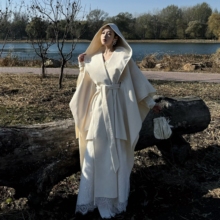 被999＋收藏【顶配版Ycbt设计师】白色斗篷呢子大衣披肩长外套女