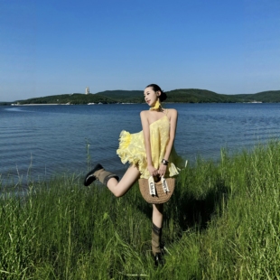 【对版现货 | 赵露思同款】仙女吊带蓬蓬裙飘逸感不规则度假短裙