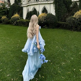 EVAN亿万【对版 | 独家款】frej*a度假裙蓝色荷叶边不规则吊带裙