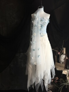 EVAN设计师款现货】24设计感仙女花瓣蓝色抹胸不规则网纱半裙套装
