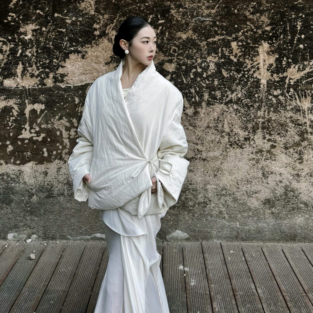 许妍同款【对版本*设计师】新中式国风绑带白鸭绒羽绒服外套上衣