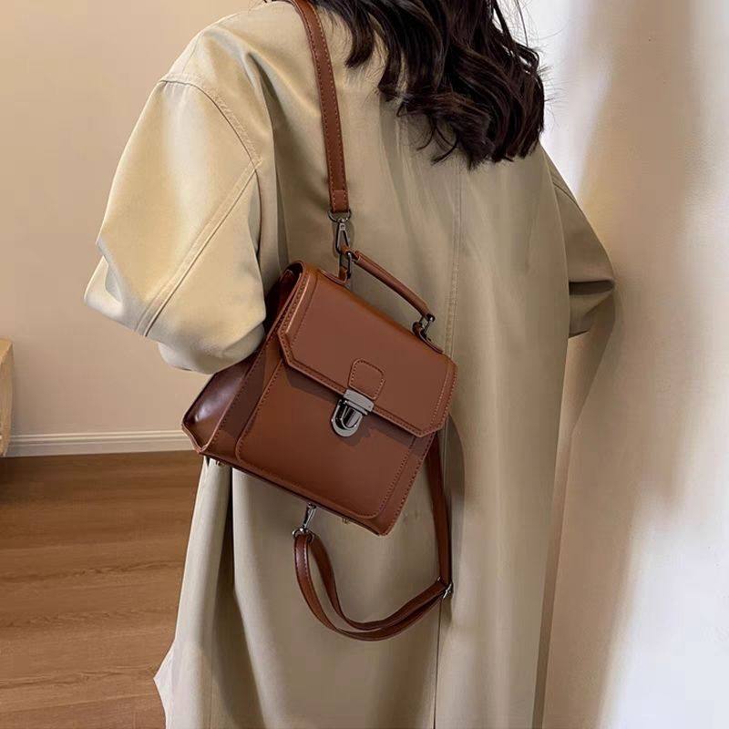 2025秋冬韩版复古双肩包女斜挎包手提书包百搭高级感小背包小方包
