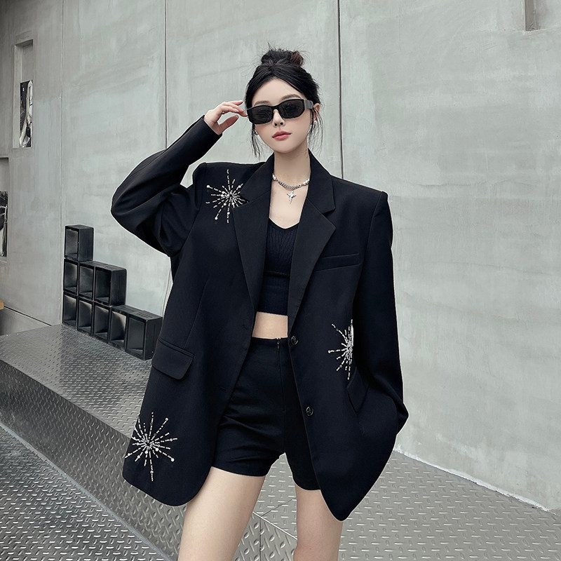 黑色西装外套女2025春季新款气质名媛高级感宽松休闲超火西服上衣