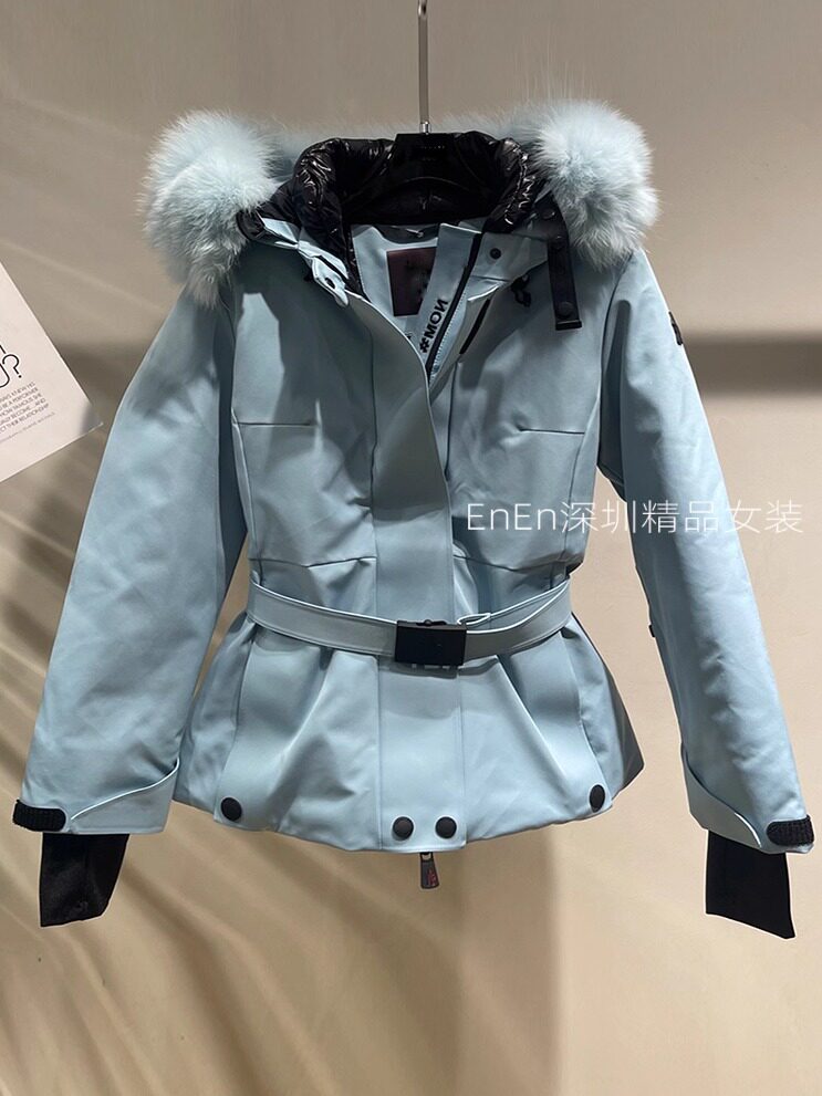 高货！绝美冰蓝色~25冬季新款可拆卸大毛领收腰派克羽绒服滑雪服