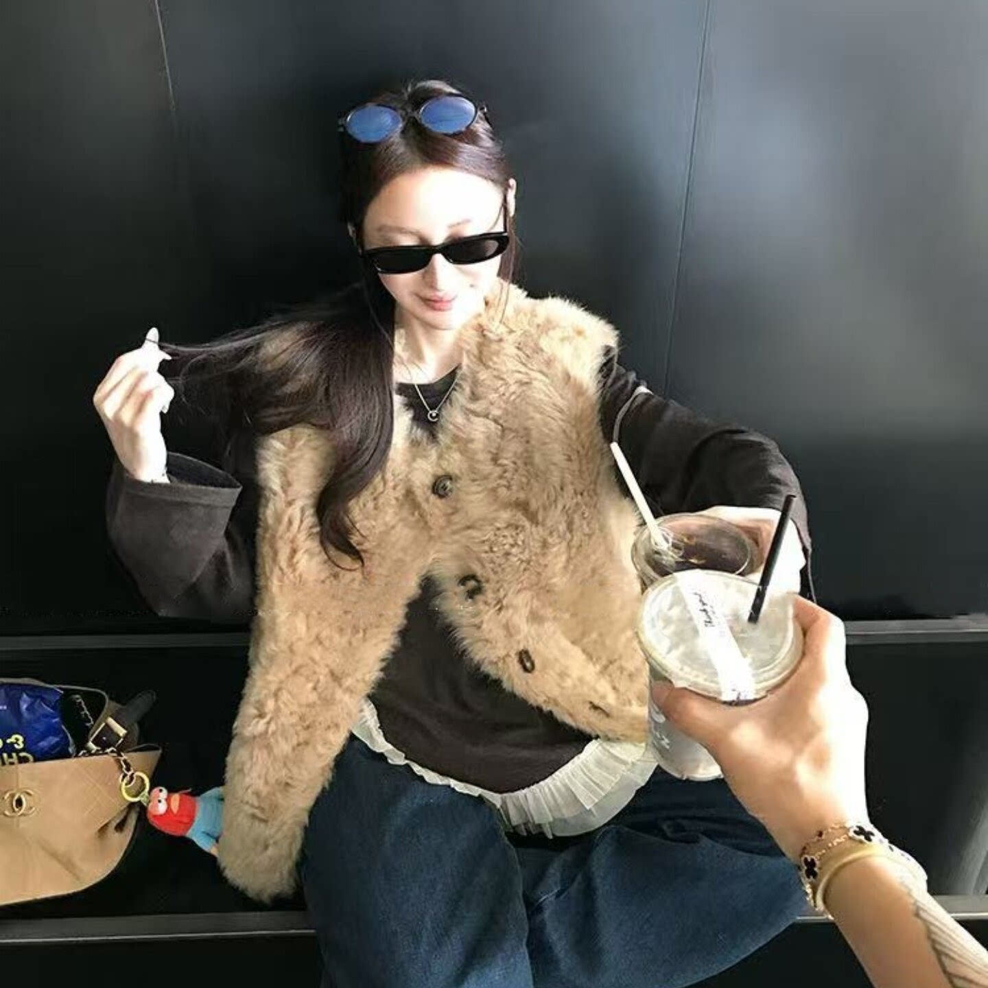 2026秋冬新款皮毛一体托卡欧尼马甲女短款超好看羊羔毛绒宽松上衣