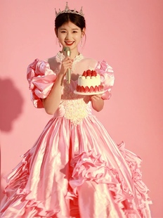 婚纱礼服vintage复古港风年代感新娘艺术照写真古着古董粉色缎面