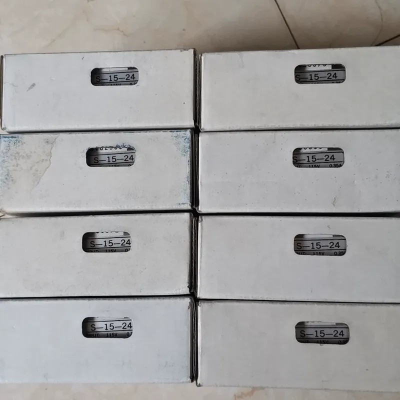 MW明伟开关电源 S-15-24 共8只，打价160