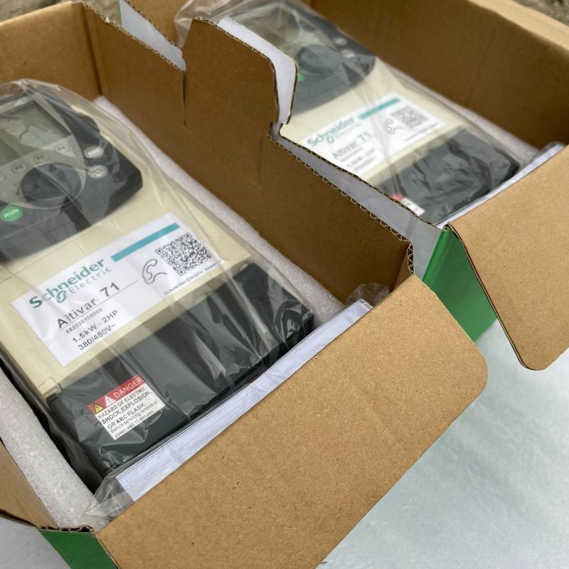 变频器 Altivar 71，型号 ATV71HU15