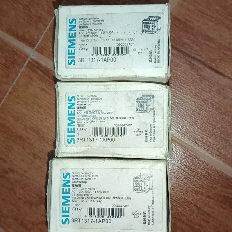 接触器 3RT1317－1AP00 AC220V