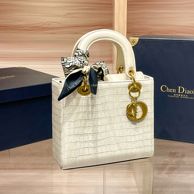 新款蛇皮潮流百搭纹戴妃盒子包