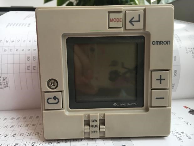 时间继电器 日定时器开关 H5L-A AC100-240V 时控开关