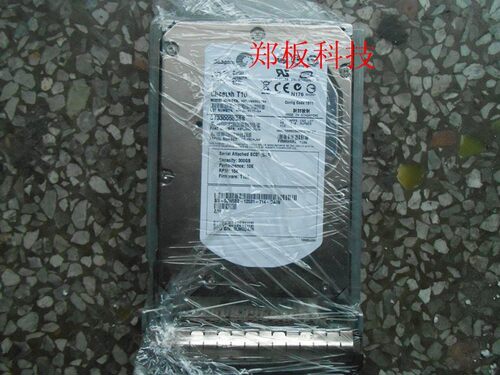 Dell/ 戴尔SAS2900 R900 T710 300G 3.5寸硬盘ST3300555SS