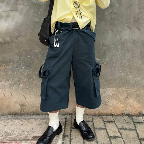 Shhhshh立体口袋做旧A字阔腿短裤
