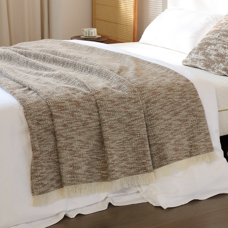 茶褐色侘寂风高级感酒店民宿床尾巾搭毯床上样板间售楼部软装定制