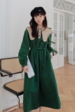 现货中2022春季新款娃娃领绿色连衣裙P115K168，女装连衣裙，时倾STUDIO