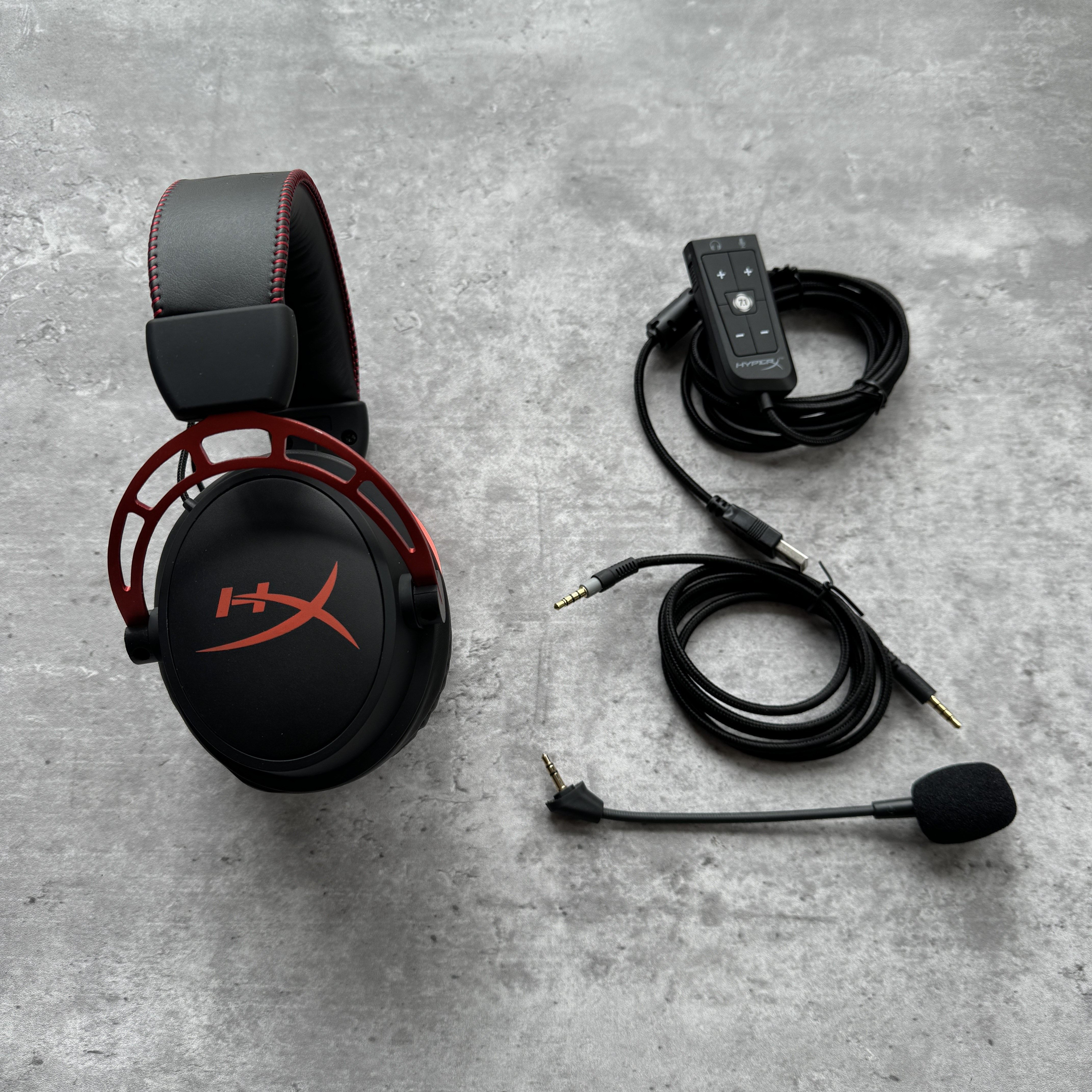 kingston/金士顿 阿尔法s头戴灵音声卡 飓风2 天箭游戏耳麦