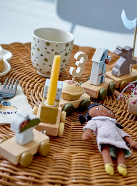 丹麦代购 Bloomingville生日礼物小火车装饰摆件木质烛台儿童玩具