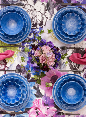 瑞典 Mateus 轻奢设计蓝色浮雕泡泡花瓣陶瓷盘子西餐碟子餐碗杯子