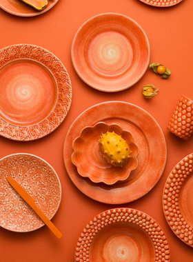 瑞典 Mateus 亮橙色艺术家手工重磅描绘浮雕陶瓷盘子西餐碟子杯子