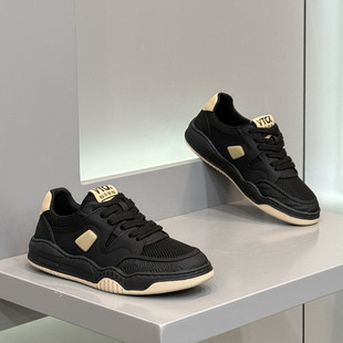 网红男鞋2026新款春季网面透气轻便软底休闲鞋欧洲站真皮运动板鞋