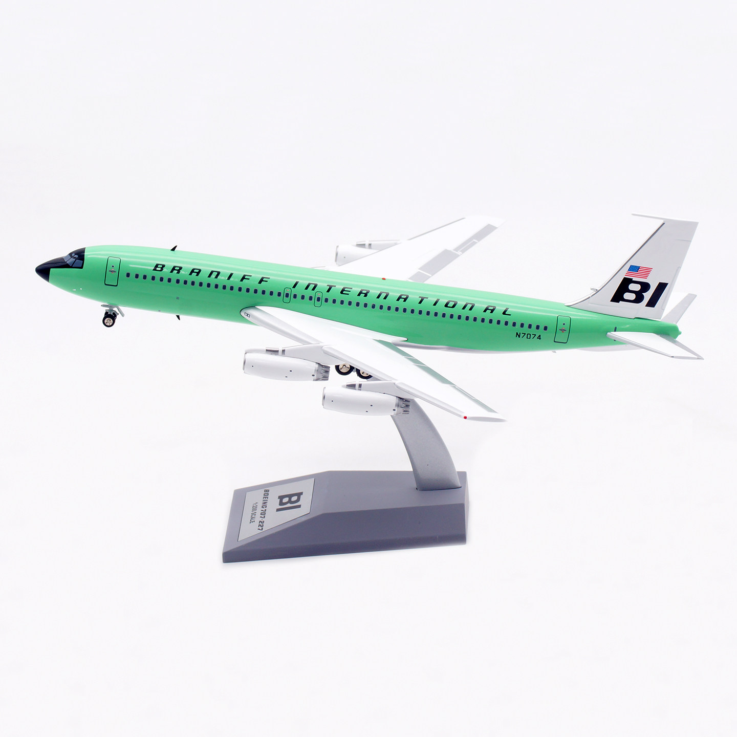 Inflight 1:200 布兰尼夫 波音B707-200 N7074 合金飞机模型 绿色