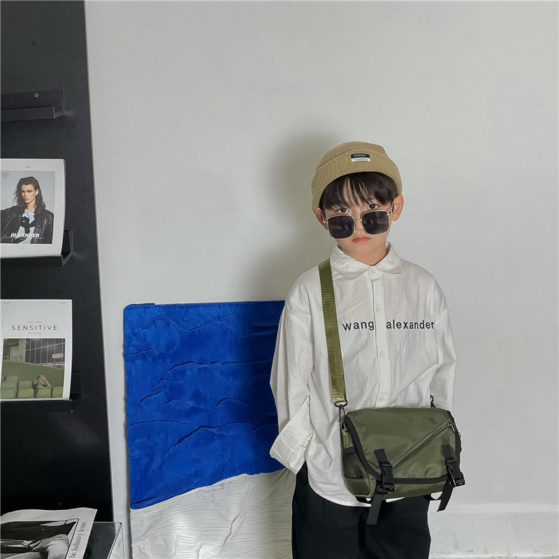 韩版帅气儿童斜挎包潮2025新款时尚百搭男女童单肩包宝宝零钱背包