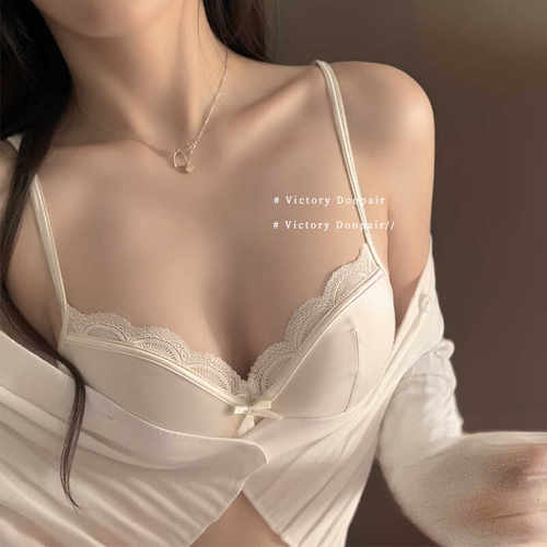 维多利亚法式内衣薄款聚拢不空杯