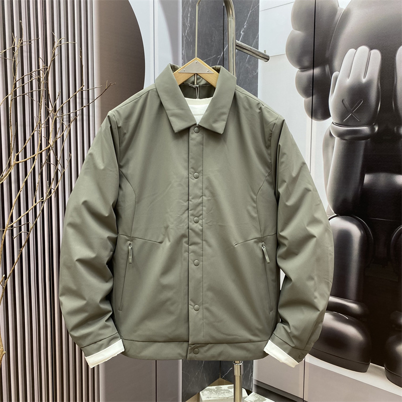 冬季新款翻领轻薄羽绒服