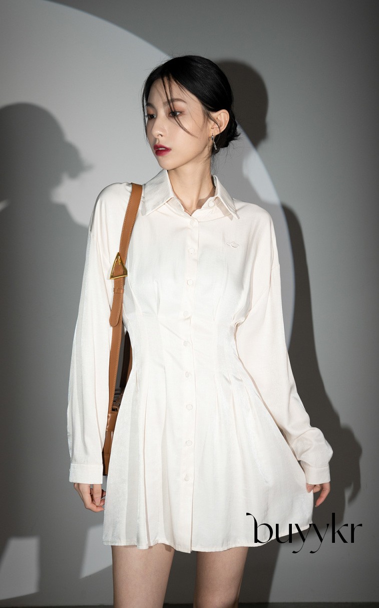 通勤A字裙其他纯色翻领收腰