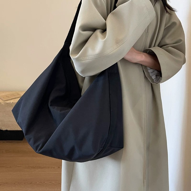 简约帆布包包女式2026新款日常上班通勤布包韩系慵懒风单肩斜挎包