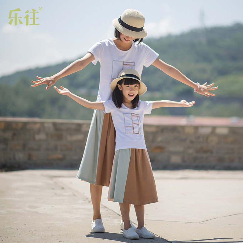 小乐往原创亲子装434 夏棉针织拼接设计文艺度假出游母女半身裙