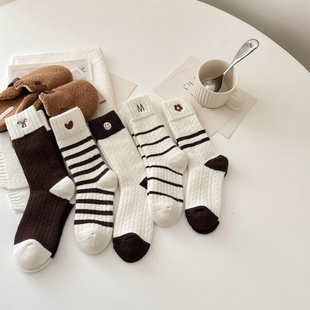 韩系秋冬毛绒可爱刺绣卡通小狗撞色中筒袜子个性 潮袜女百搭学院风