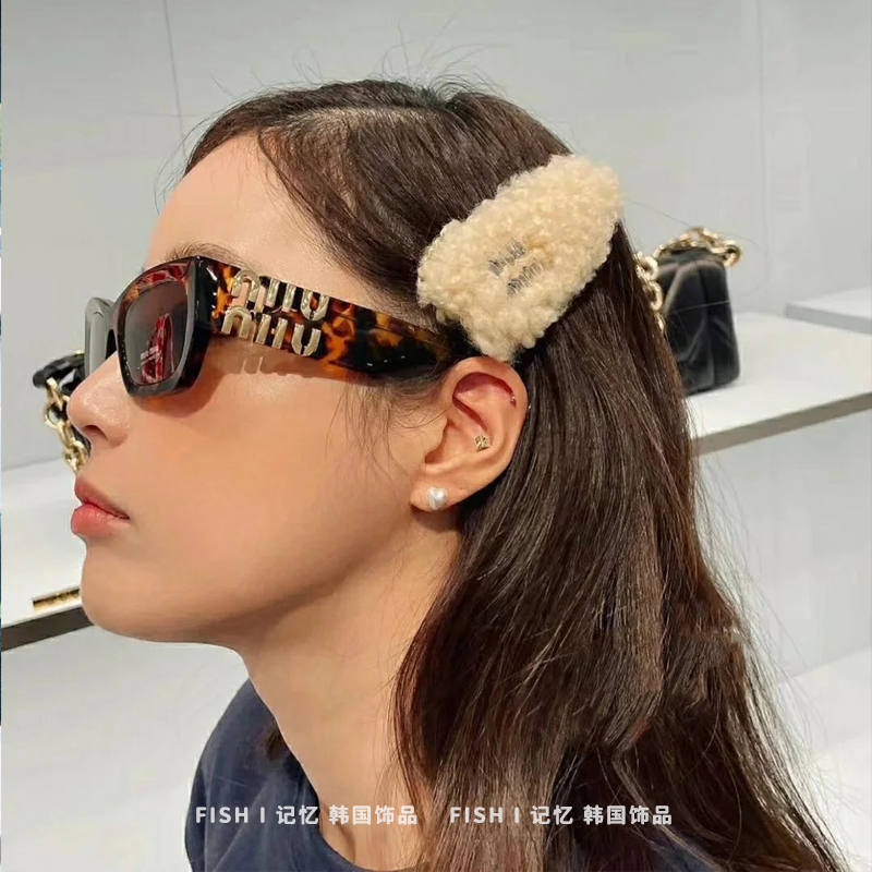 泰迪羊羔毛绒弹簧夹女生边夹