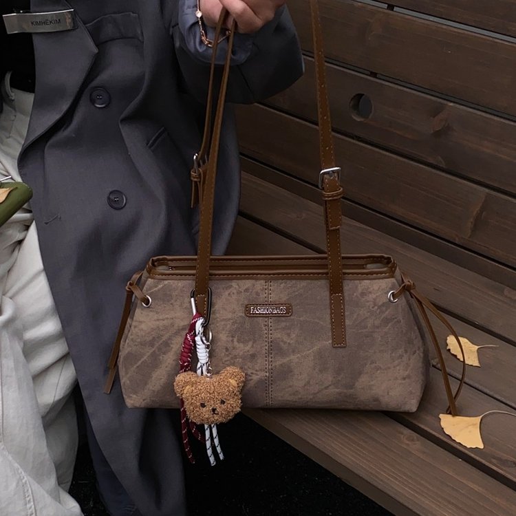 高级感秋冬新款复古腋下包包女时尚百搭日常通勤单肩斜挎女包2025