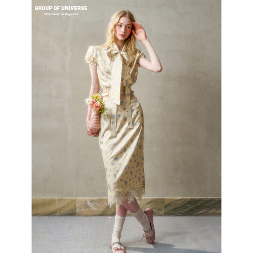 银河万岁衬衫蕾丝裙法式小洋装