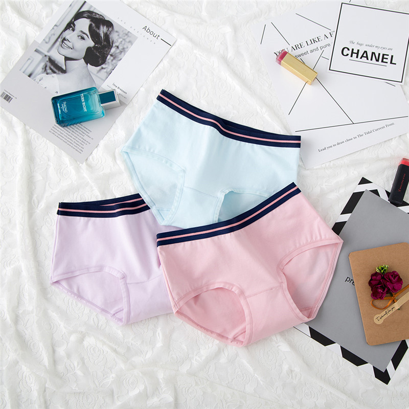 Cotton Panties Mid waist pure cotton grade triangle ventilation sexy girl Antibacterial motion Light Blue and purplein the Lingerie/Men's underwear/Tracksuit , Briefs  category - from Buy2taobao.com to provide professional Taobao agent buy service