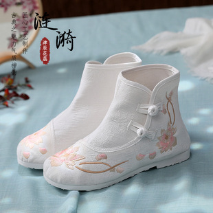春秋新品老北京布鞋绣花靴女中筒民族风配汉服绣花鞋平底旗袍布靴