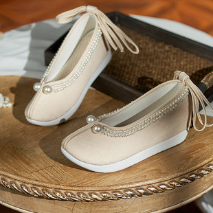 汉服鞋 明制马面登云履古装 布鞋 子女原创串珠古风内增高圆头软底鞋