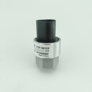 上海汇众伊斯坦纳ISTANA双龙MB100里程表传感器8134005002