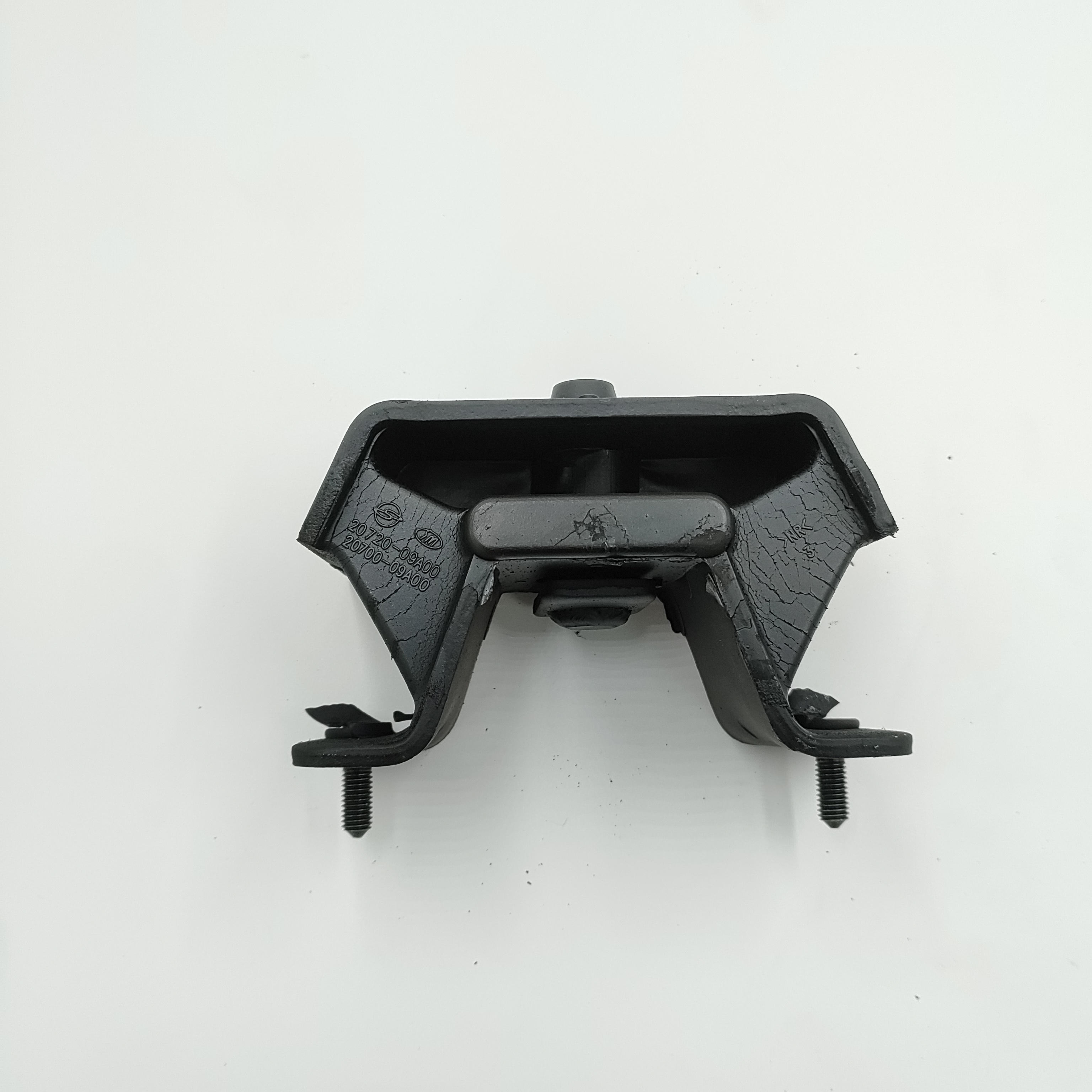 韩国双龙爱腾ACTYON发动机机脚胶