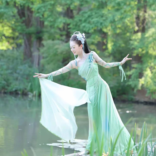 【七仙女】电视剧同款古装连衣裙