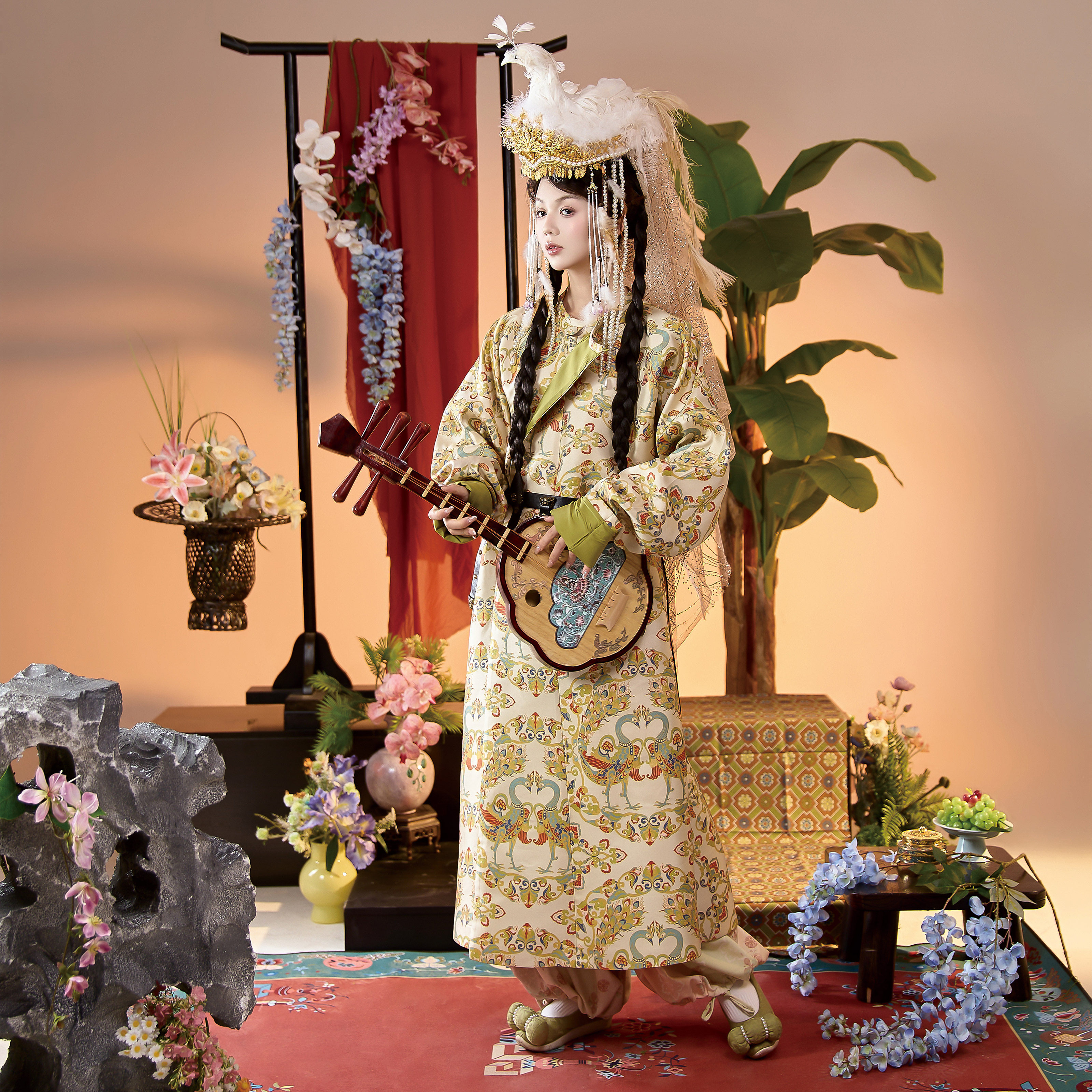 花朝记｜花间灵玑孔雀｜唐制汉服圆领袍灯笼裤撞色定织妆花传统风