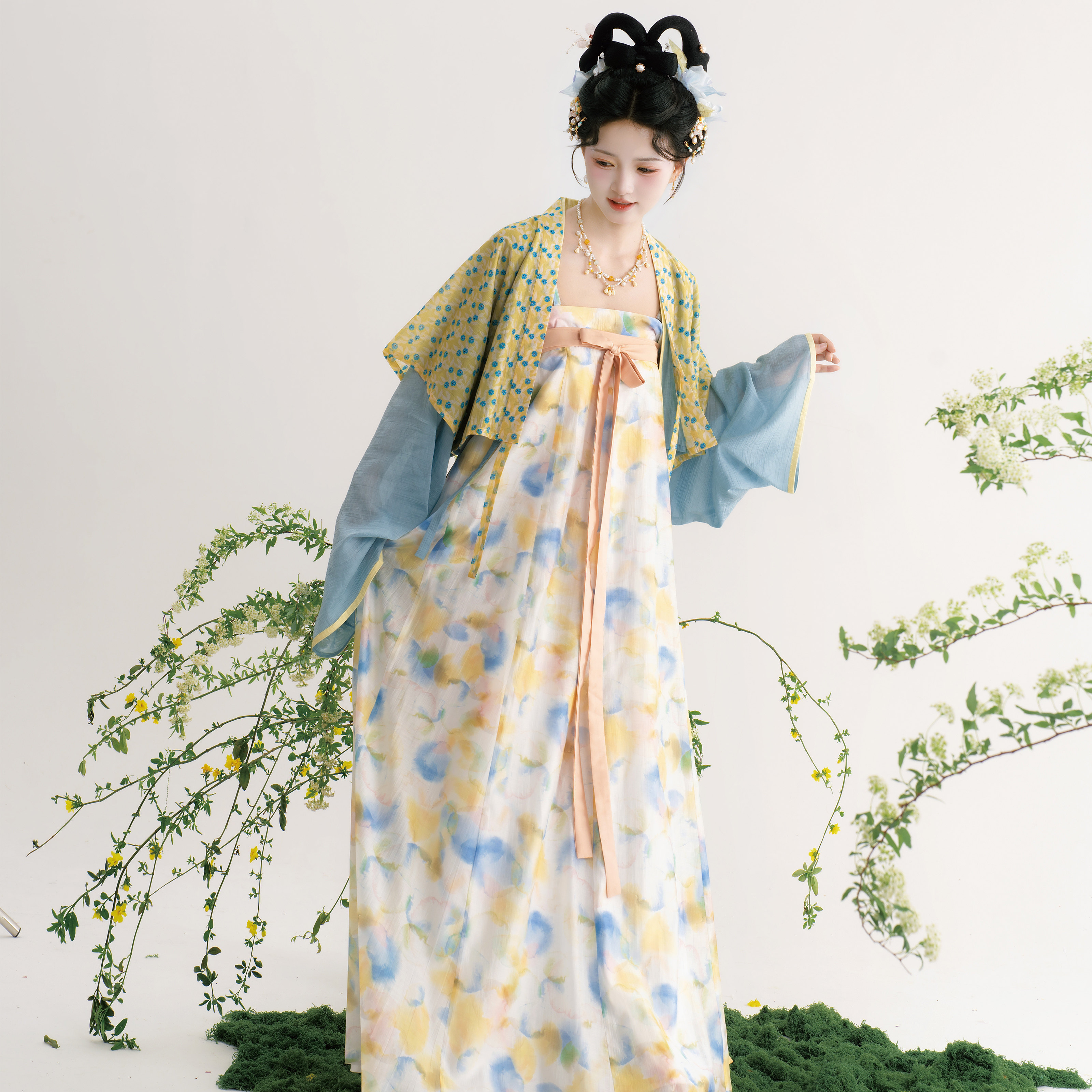 花朝记｜雨霁｜唐制汉服法门寺披衫齐胸背子交窬裙天丝日常春夏女