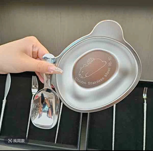 卡皮巴拉304不锈钢小熊碗宝宝碗儿童专用餐碗防摔沙拉水果甜品碗